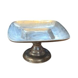 Hand Crafted Aluminum Pedestal Square Plate‎